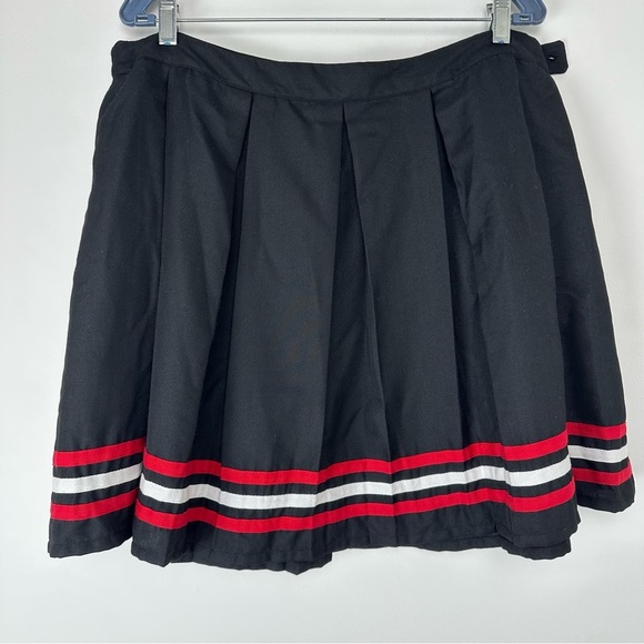 Social Collision Skirt Size XXL Black Pleated Goth Dark Academia Emo Skater - Picture 1 of 7